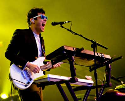 Rostam Batmanglij/Vampire Weekend yellow glasses