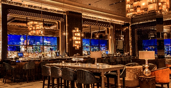 VISTA Cocktail Lounge